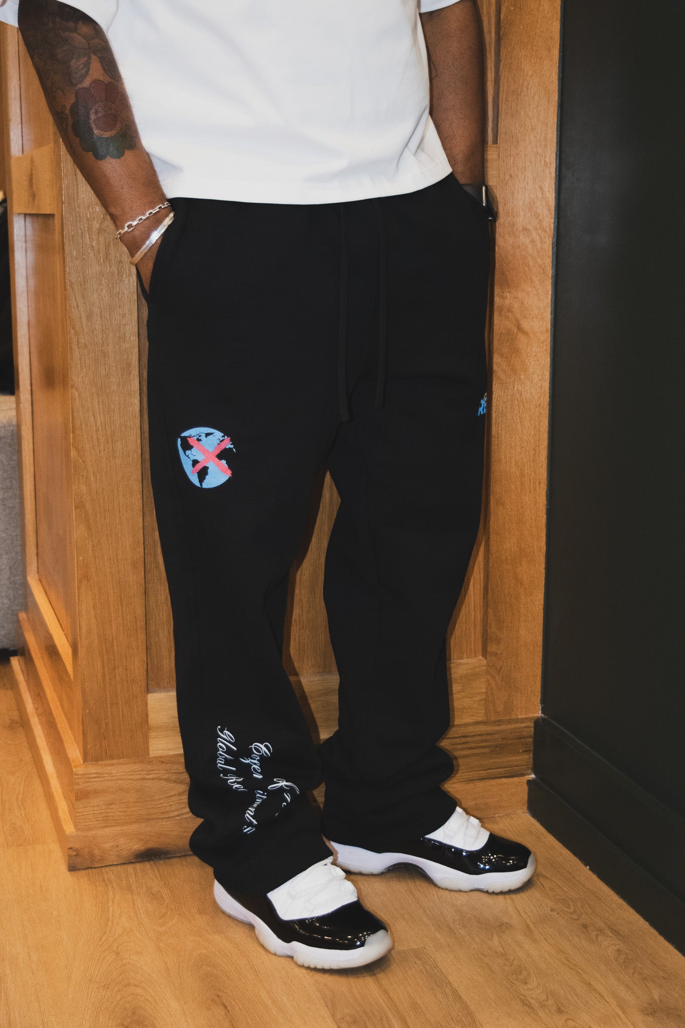 Crew Relaxed Sweats- Onyx